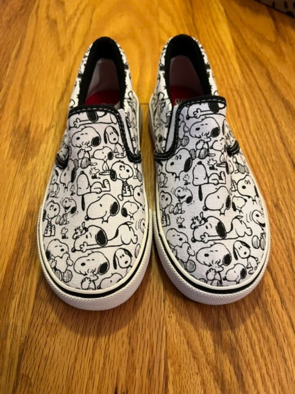 SNOOPY Toddler Slip On Toddler Girl Sz 11